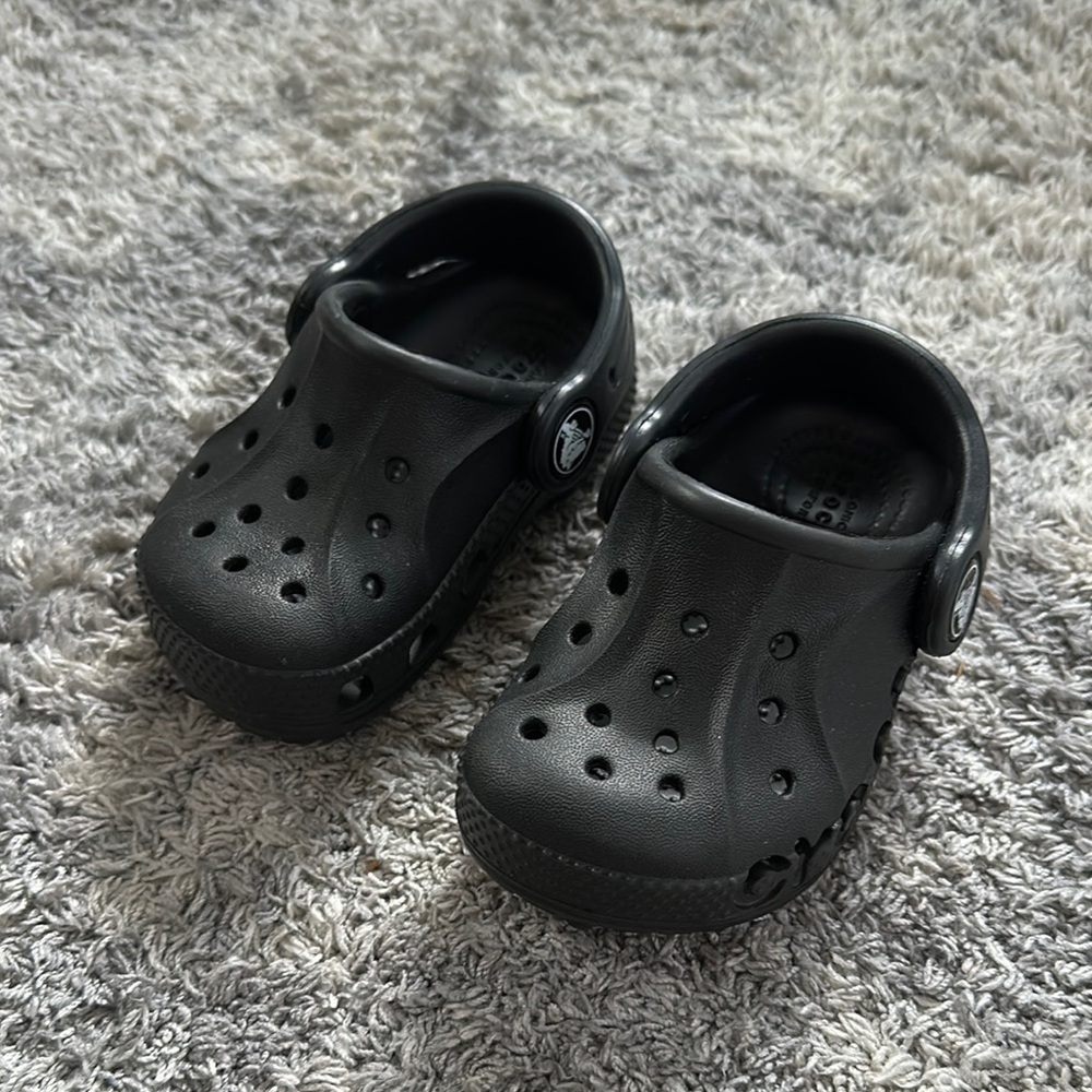 CROCS Black Water Shoes with Perforated Design